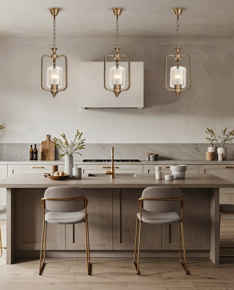 stylowa kuchnia klasyczna z nutą industrialną – lampy wiszące ATLANTA W1 w kolorze mosiądzu nad blatem roboczym