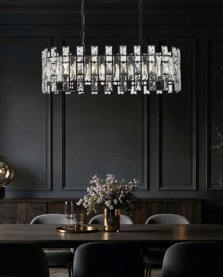 aranżacja jadalni w stylu glamour z czarnym żyrandolem kryształowym nad stołem model Fiorina D70 PRO od Lumina Deco