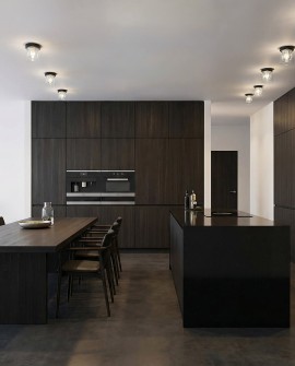 minimalistyczny plafon sufitowy czarny z transparentnym kloszem do wnętrz mieszkalnych marka Lampit model Deni