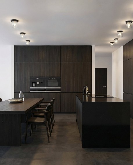 minimalistyczny plafon sufitowy czarny z transparentnym kloszem do wnętrz mieszkalnych marka Lampit model Deni