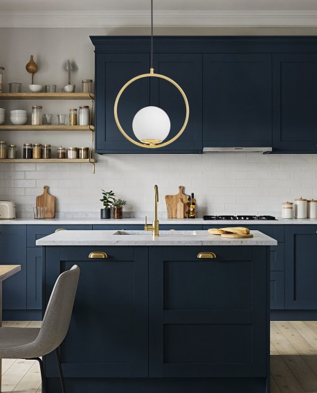 wiszące oświetlenie sufitowe z metalową obręczą i szklanym kloszem Vero pokazuje wersję 1A we wnętrzu