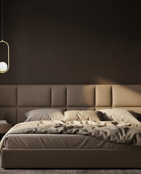 lampa wisząca do sypialni z podłużną złotą ramą i białą kulą Lampit prezentuje model Vero 1B przy łóżku