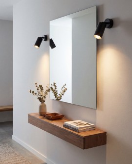 kinkiet przy lustrze w czarnym kolorze Lampit praktyczne światło do przestrzeni domowej