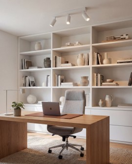 nowoczesne oświetlenie Lampit NEO W3 w bieli z trzema punktami świetlnymi idealne do biura i przestrzeni roboczej