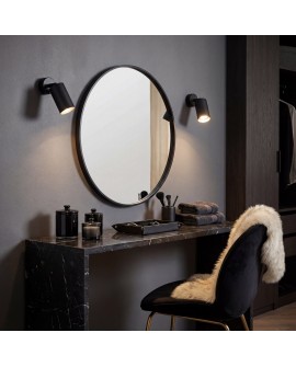 nowoczesny spot ścienny czarny montowany przy obrazie punktowe światło dekoracyjne do wnętrz marka lampit neo w1