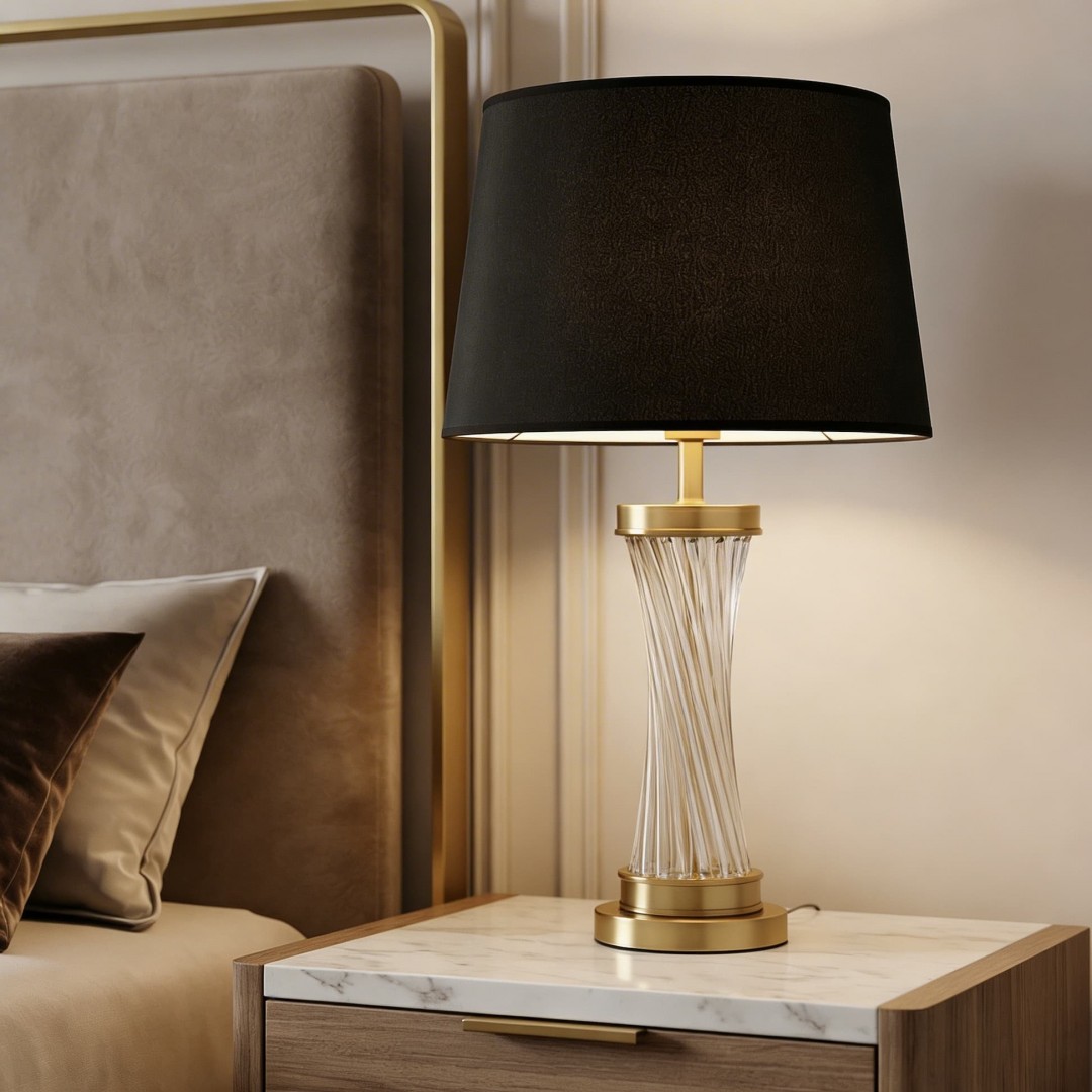 LAMPA NOCNA GLAMOUR CZARNO-MOSIĘŻNA VILLANOVA