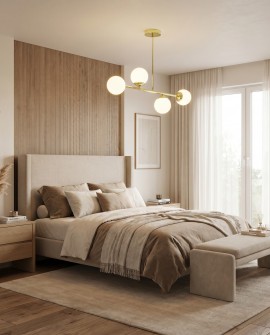 Złota lampa FINO W4 z mlecznymi kloszami centralnie w stylowej sypialni