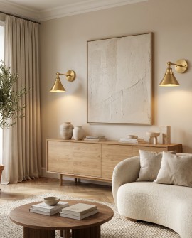 Mosiężny kinkiet Lumina Deco idealnie pasujący do nowoczesnego wnętrza salonu