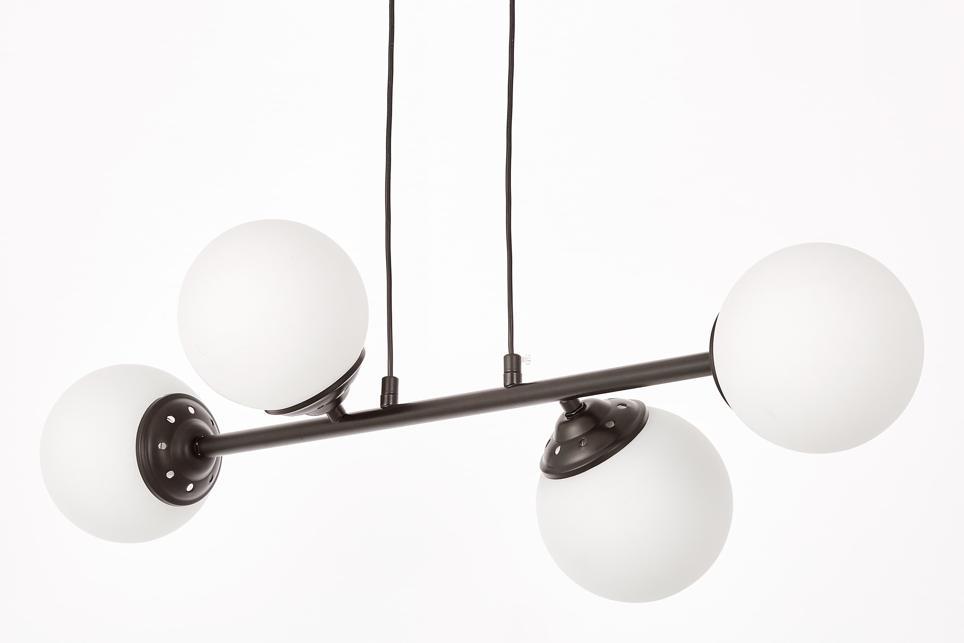 Nowoczesna lampa wisząca czarna FINO W4 we wnętrzu