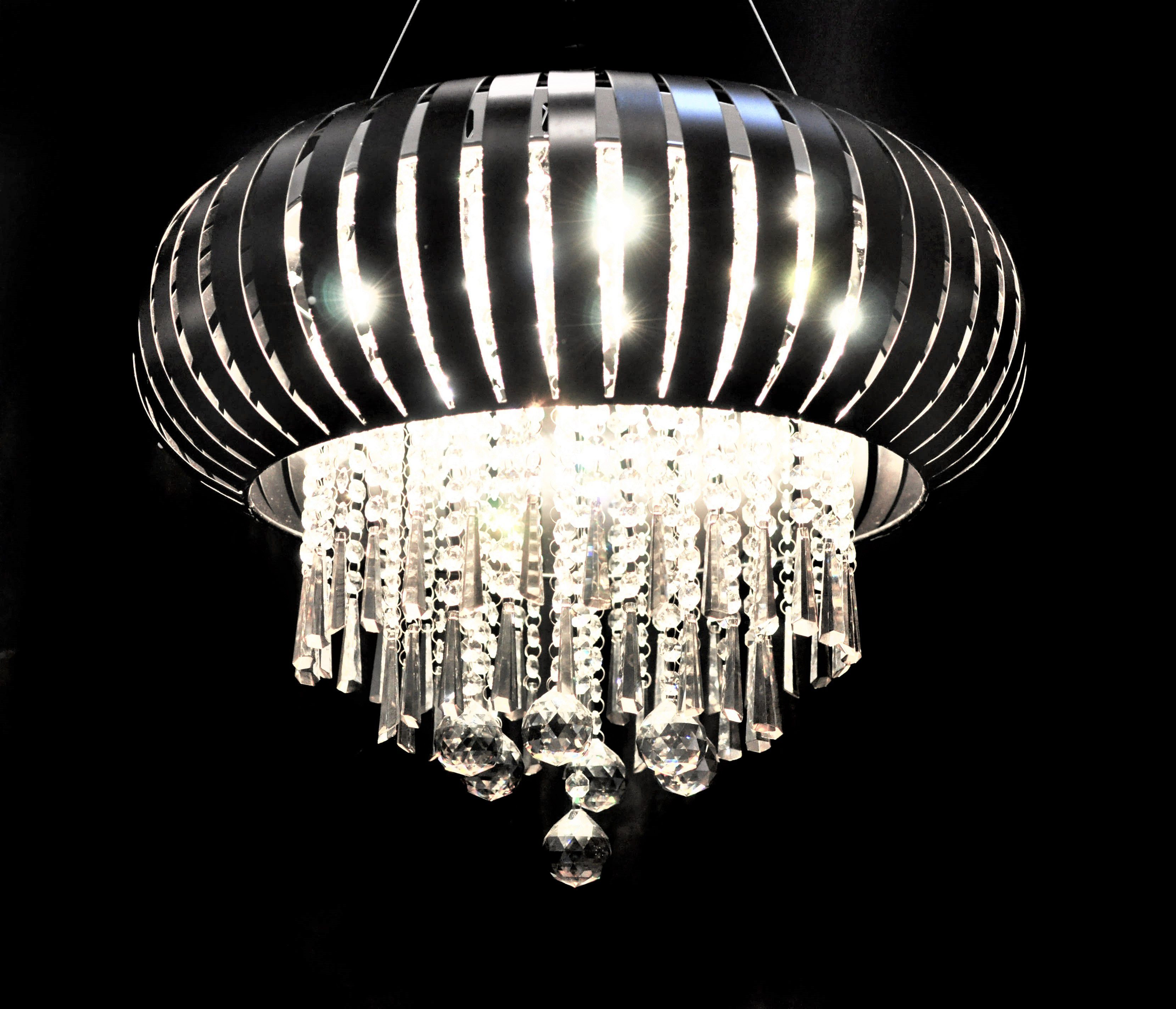 LAMPA WISZĄCA CZARNA ARMADA
